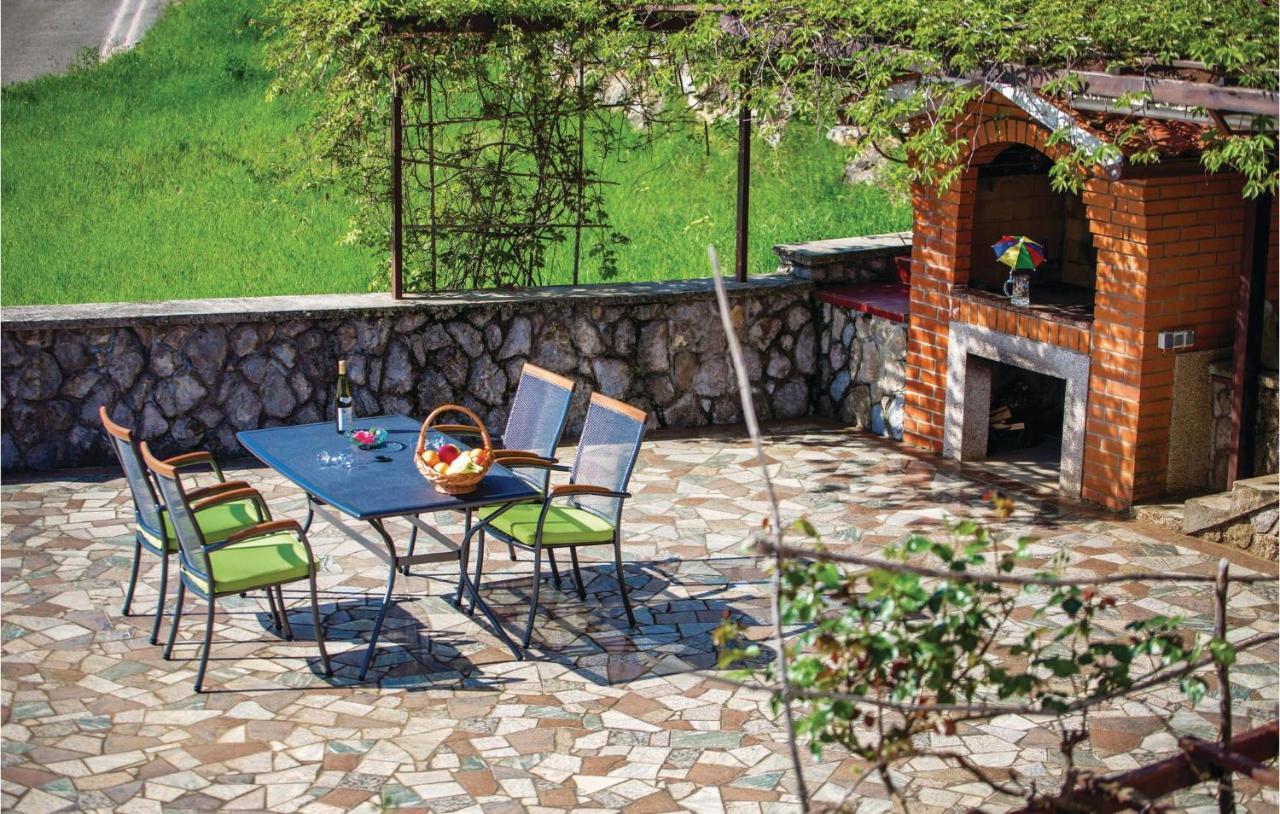 Cozy Apartment In Lovran With Kitchen Dış mekan fotoğraf
