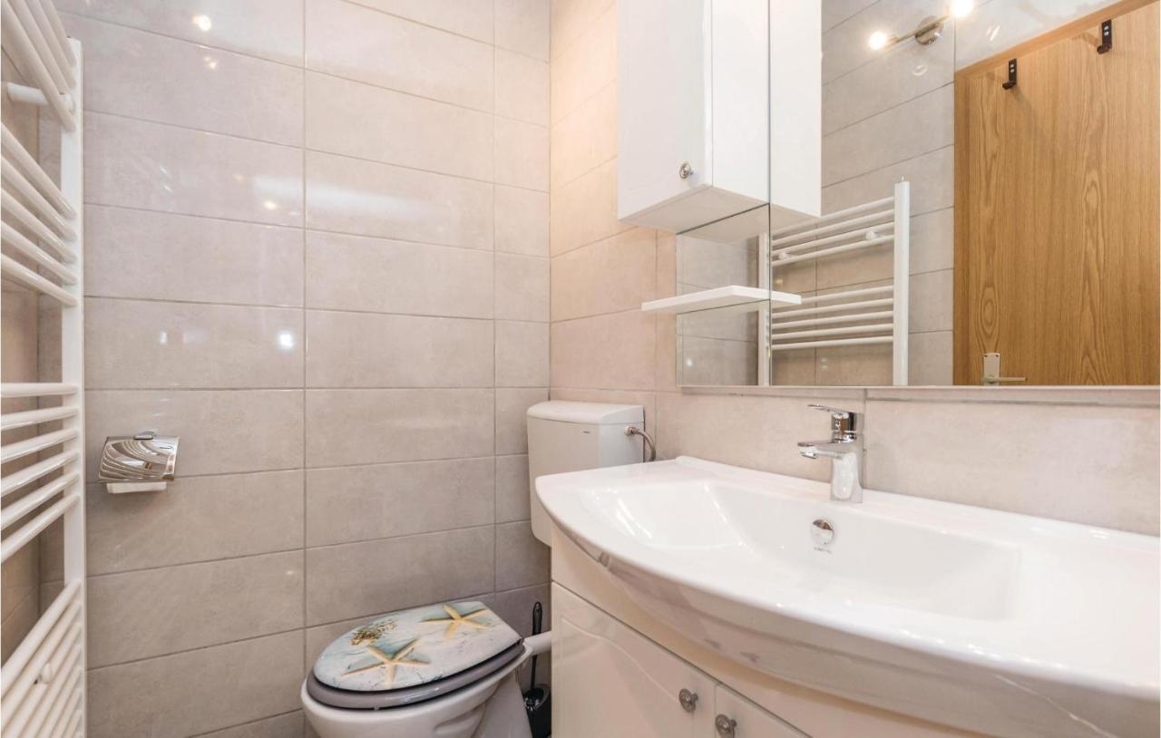 Cozy Apartment In Lovran With Kitchen Dış mekan fotoğraf