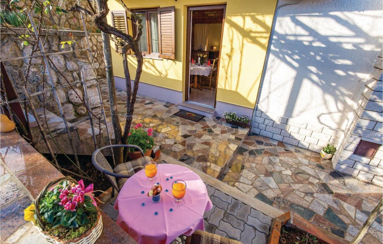 Cozy Apartment In Lovran With Kitchen Dış mekan fotoğraf
